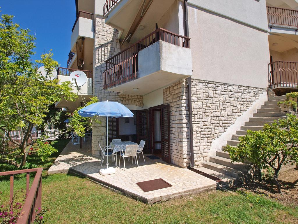 Apartments Jolanda 911 ราบัซ ภายนอก รูปภาพ